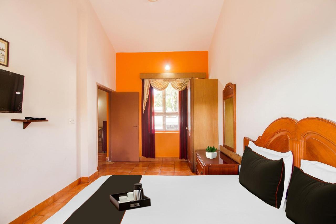 Fabexpress Alor Resort Calangute Exterior photo
